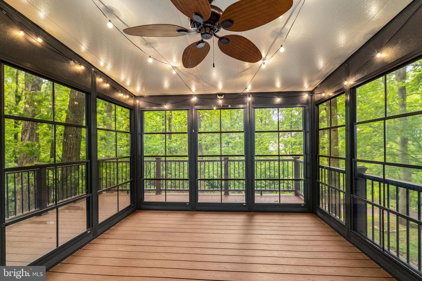 14 Guilford Court photo 10