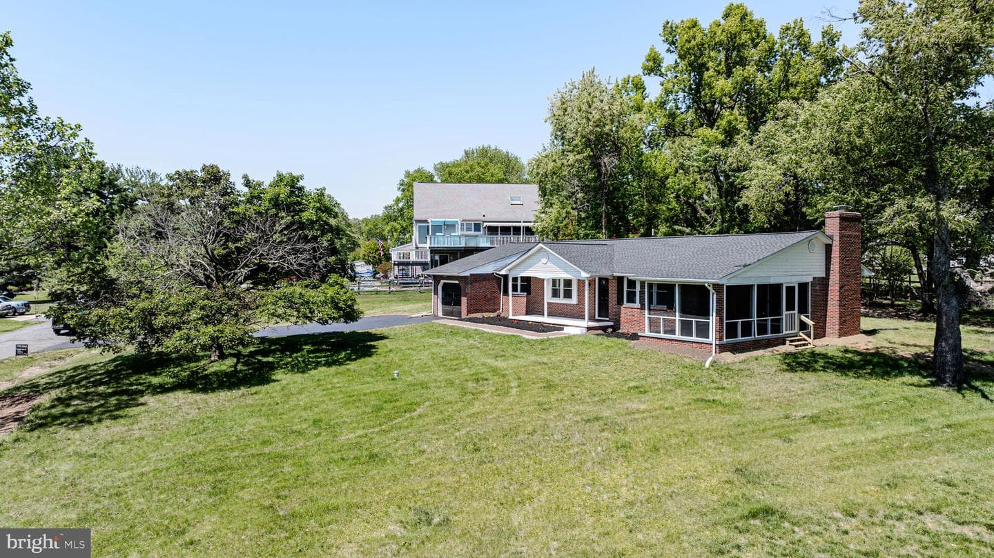 56 Mowbray Lane photo 2