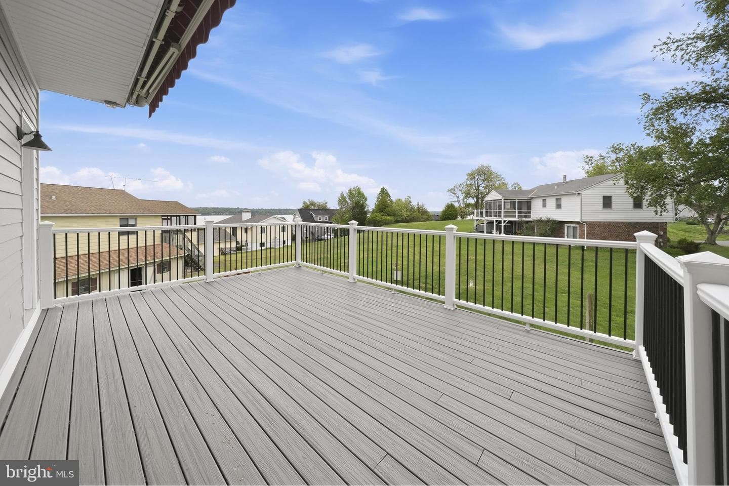 160 Cliffview Drive photo 34