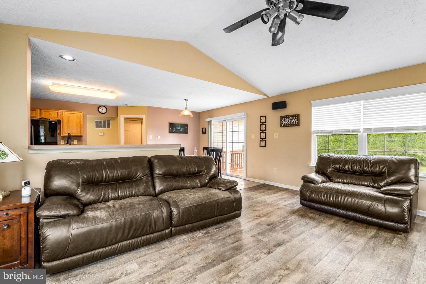 146 Manchester Drive photo 14