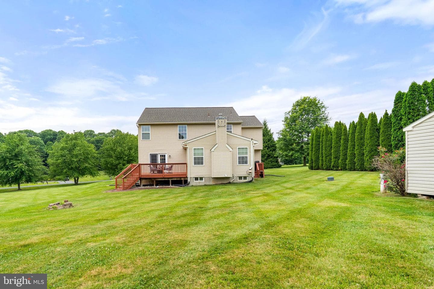 146 Manchester Drive photo 31
