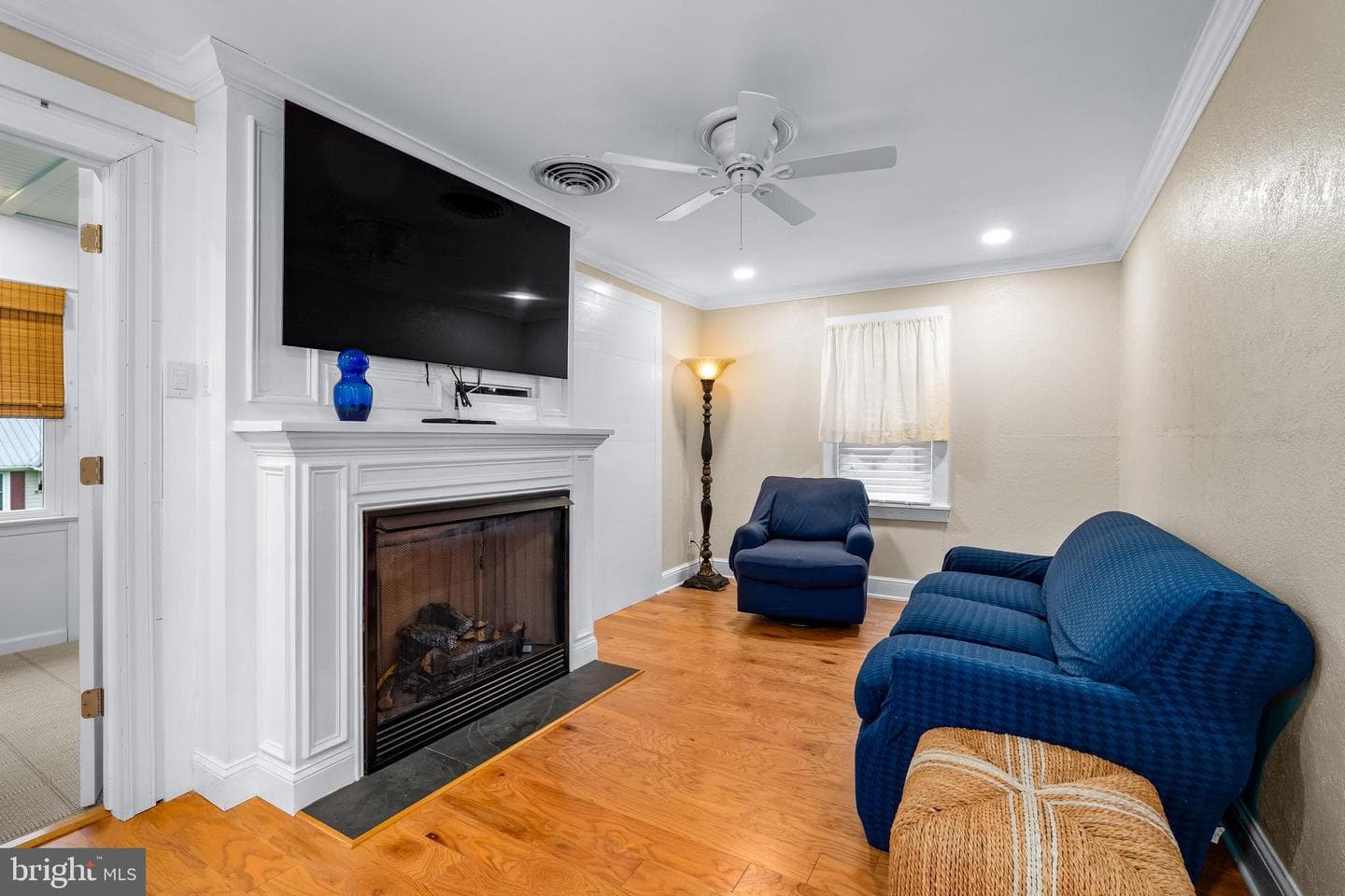 57 New York Avenue photo 15