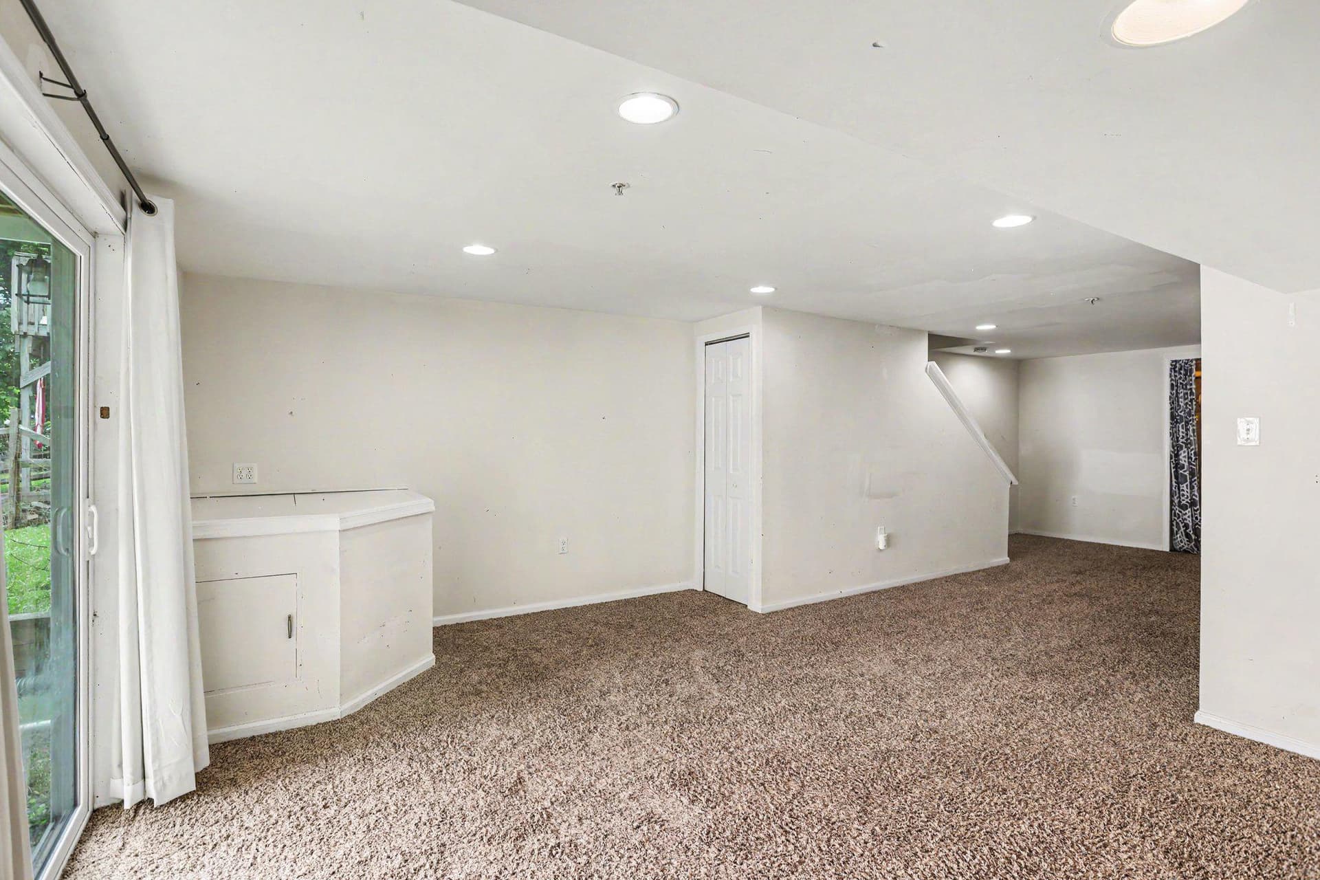 122 Cherry Tree Lane photo 29