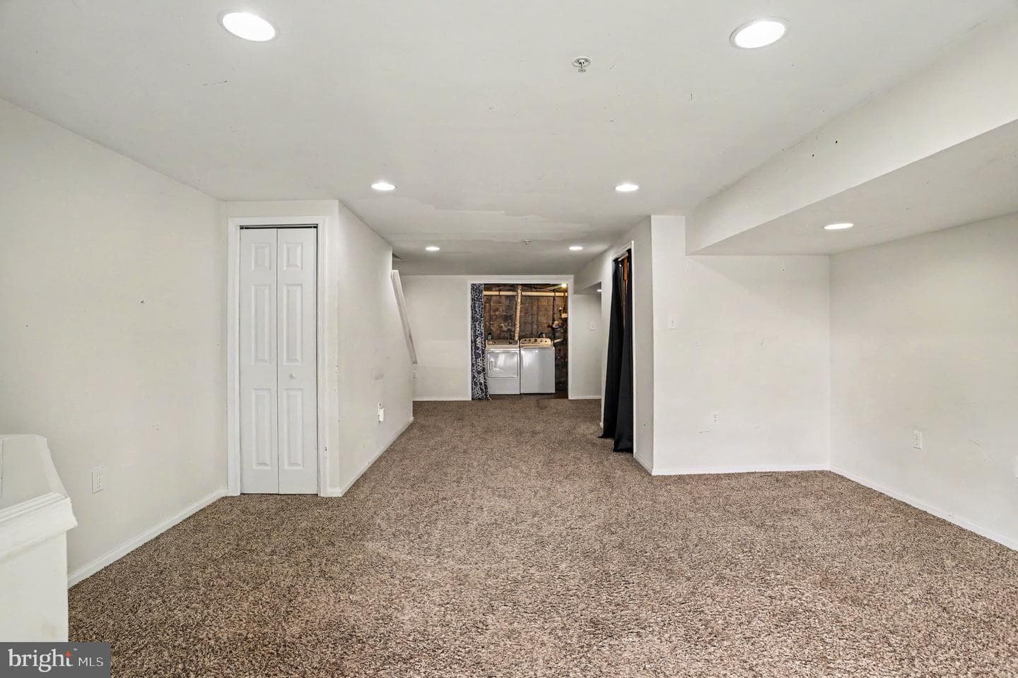 122 Cherry Tree Lane photo 31