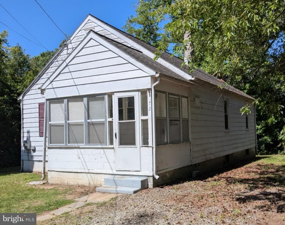 72 Hillcrest Lane photo 3