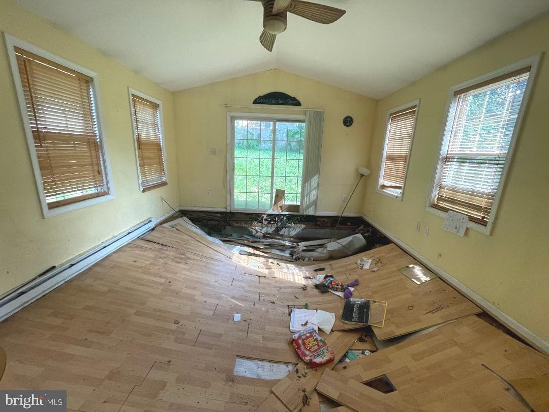 253 Courtney Drive photo 16