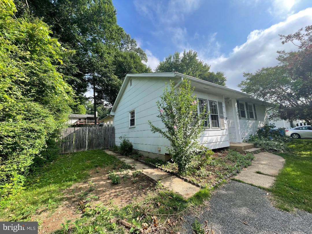 253 Courtney Drive photo 23