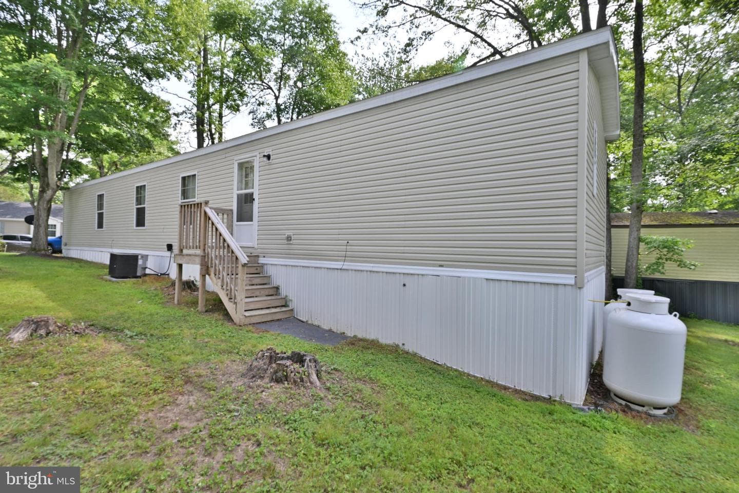 28 Malvern Dr. photo 4