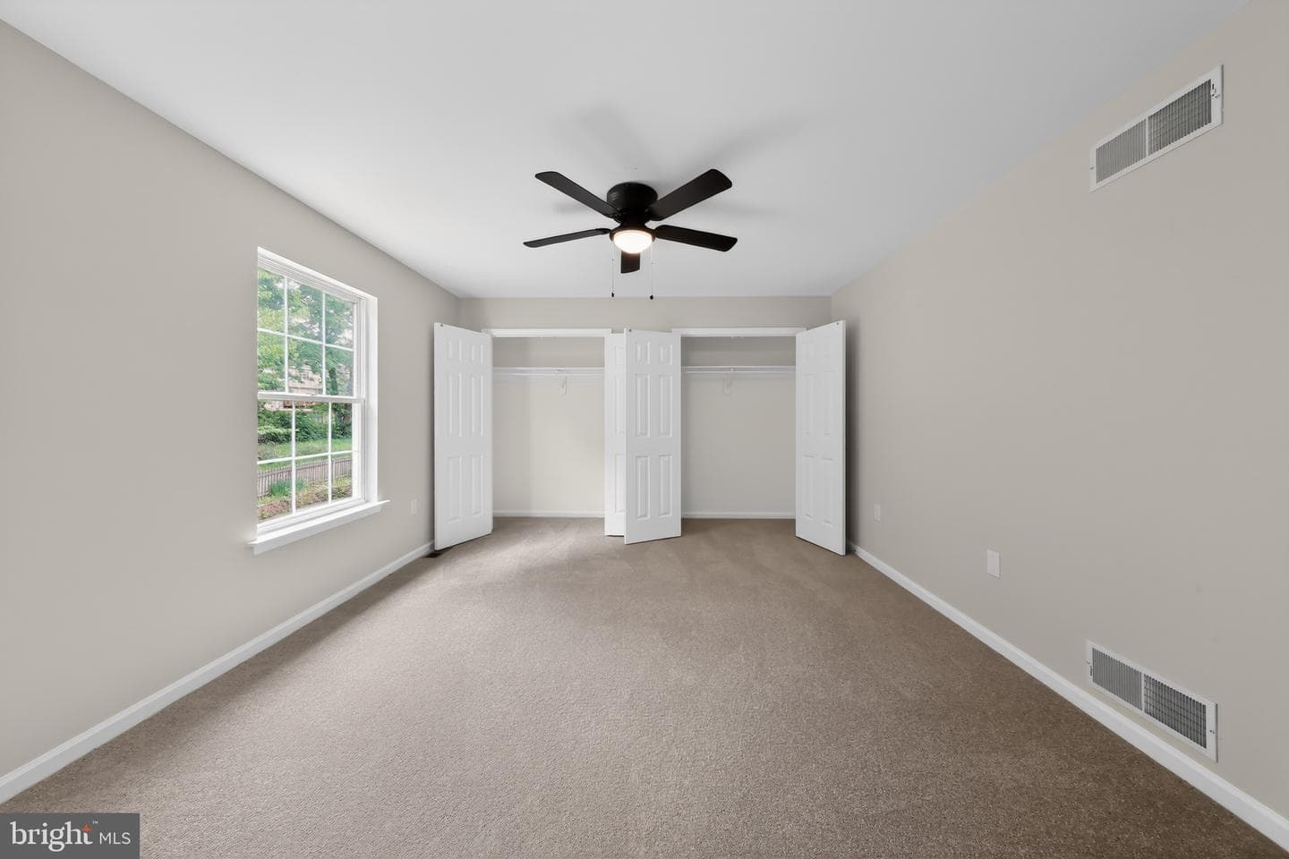 112 Liberty Lane photo 25