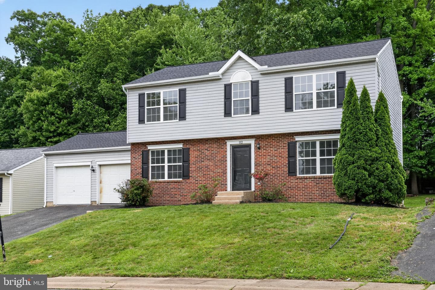 112 Liberty Lane photo 3