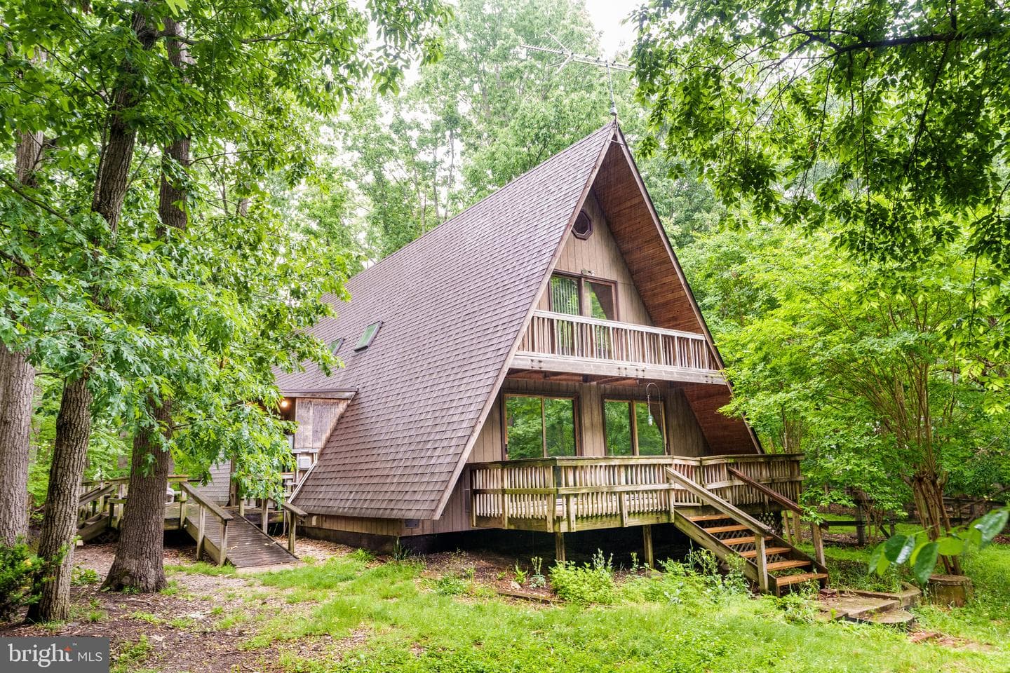 40 Crestwood Drive