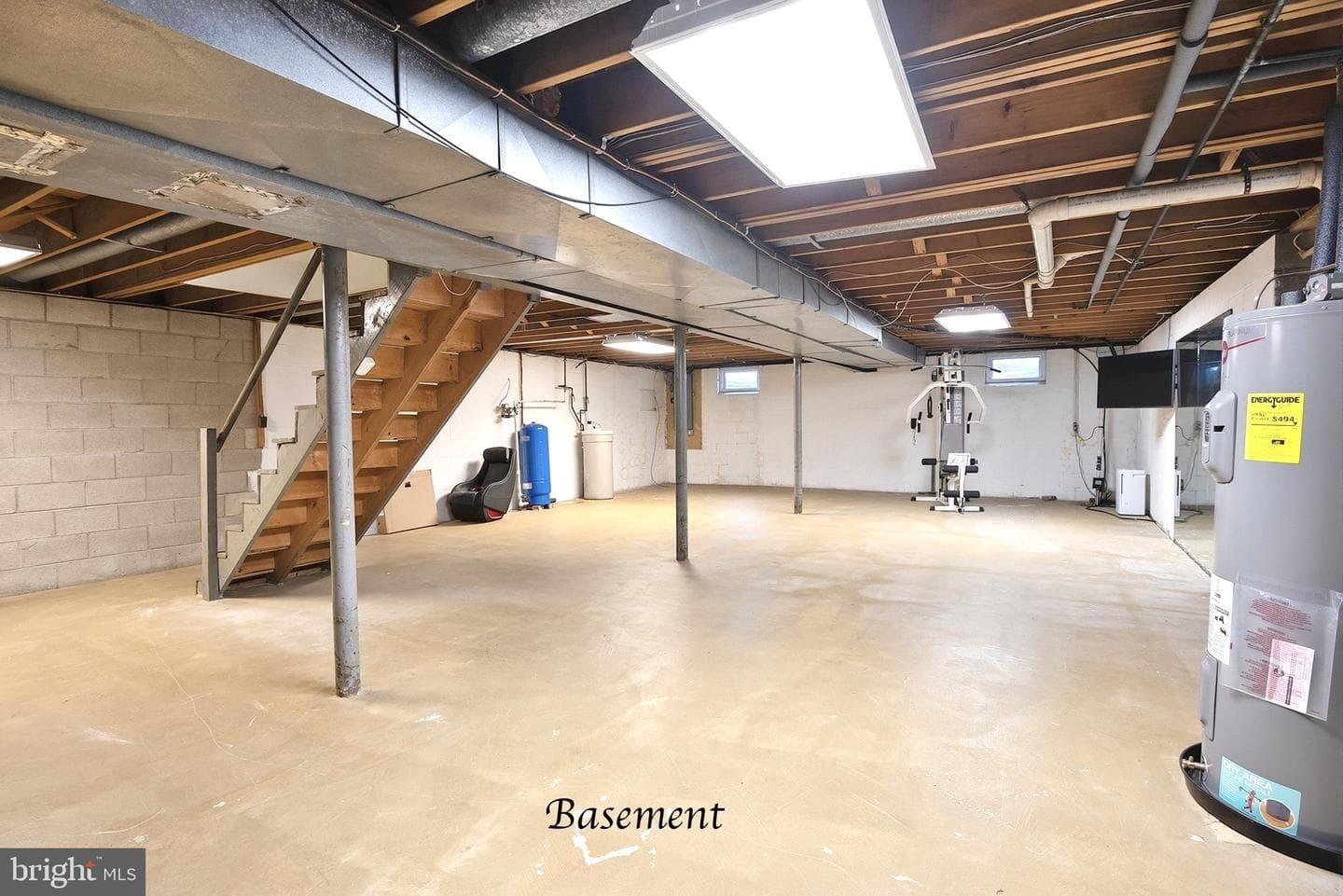 130 Carriage Lane photo 39
