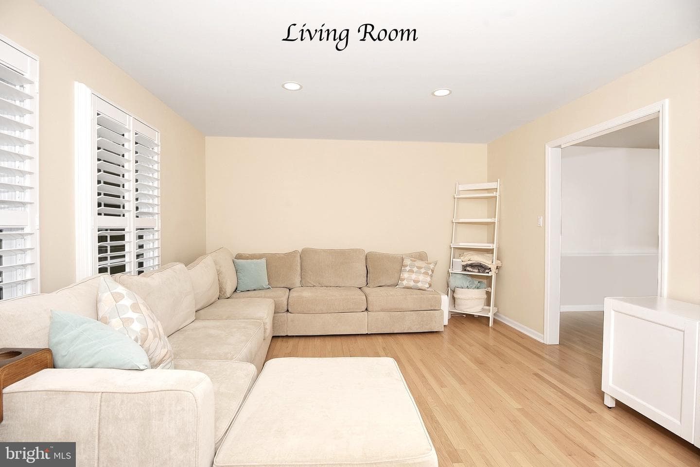 130 Carriage Lane photo 4