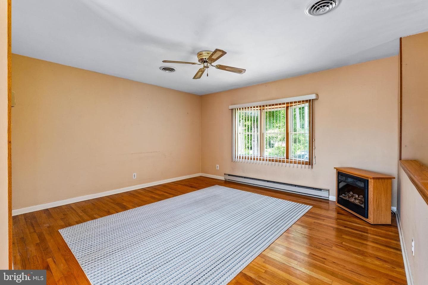56 Woodlyn Road photo 11