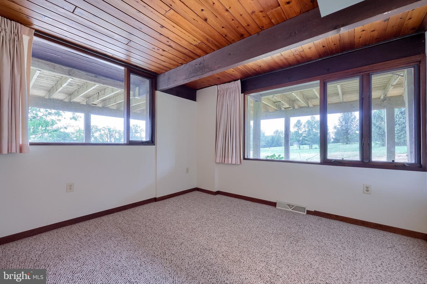 85 Green Haven Drive photo 10