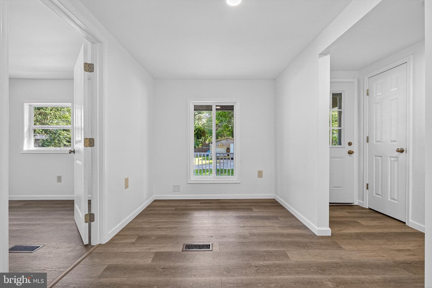 120 Long Beach Road photo 23