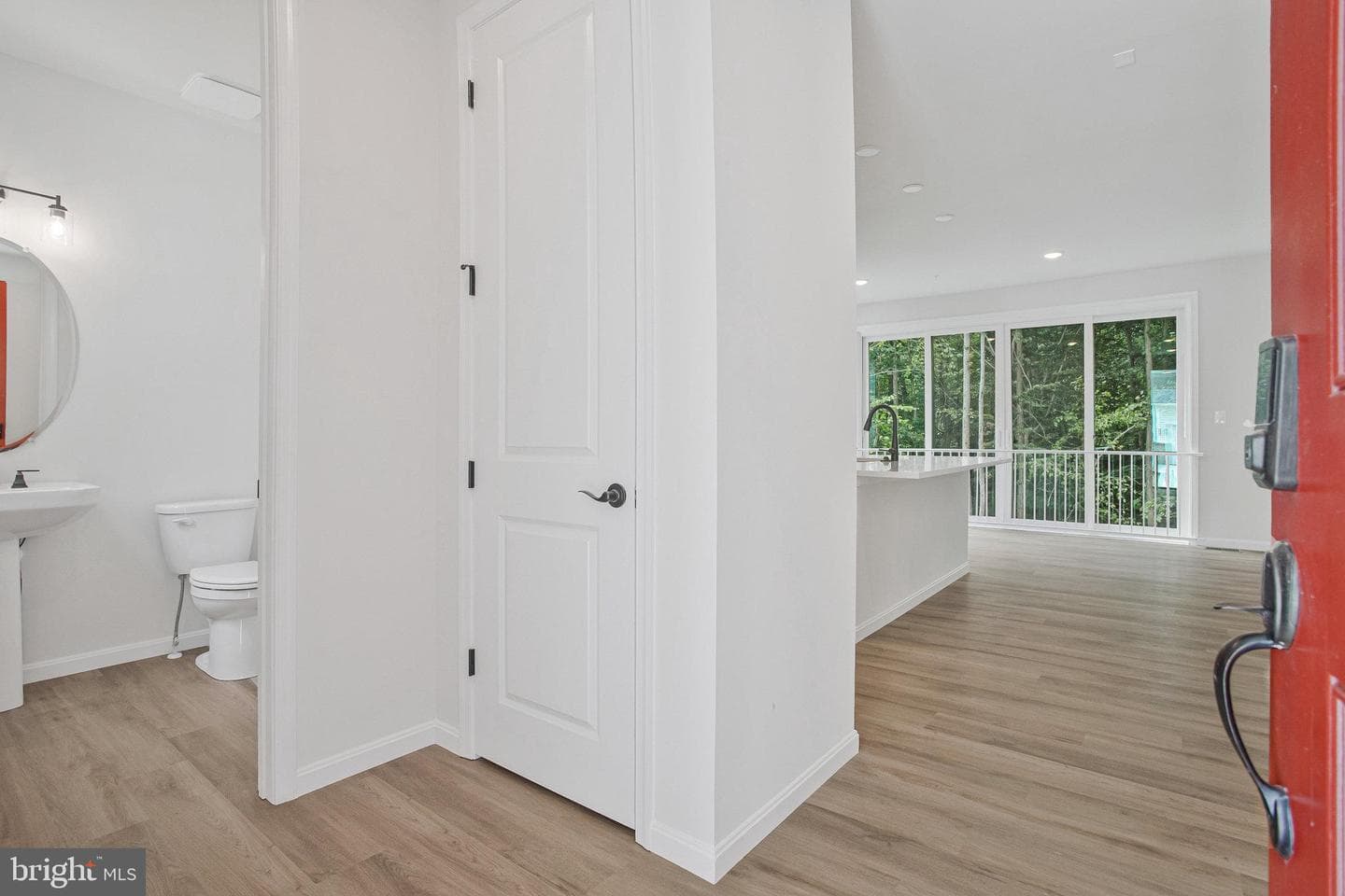 104 Catalpa Drive photo 5