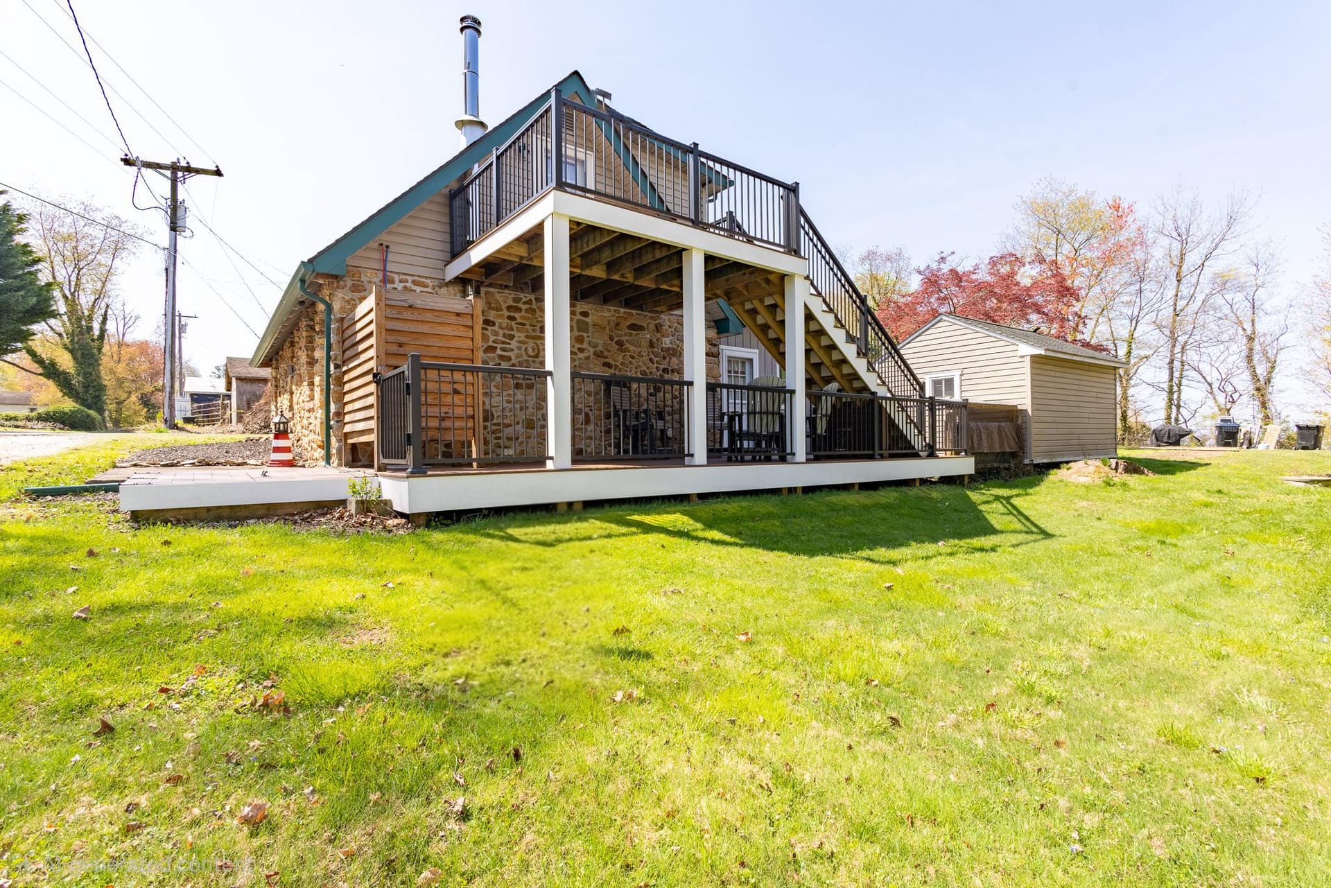 144 S Park Drive photo 22