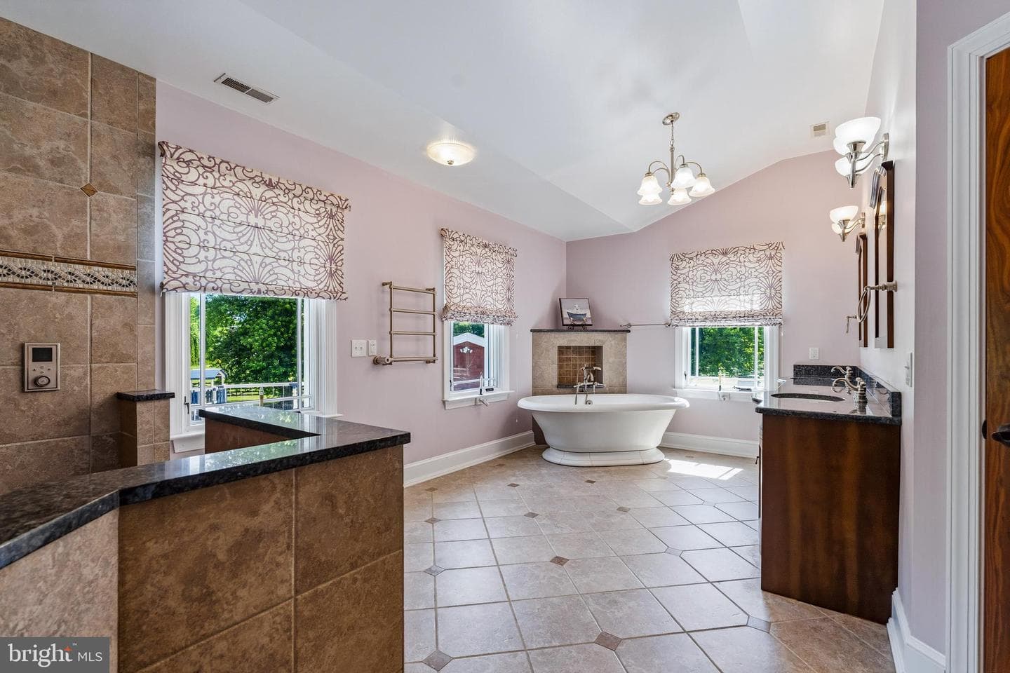 36 Appleton Road photo 30