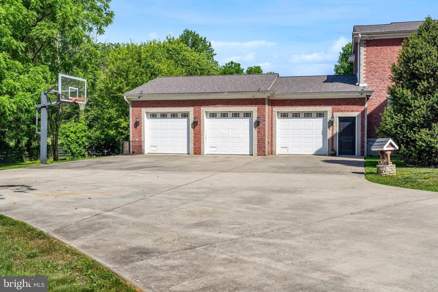 36 Appleton Road photo 71