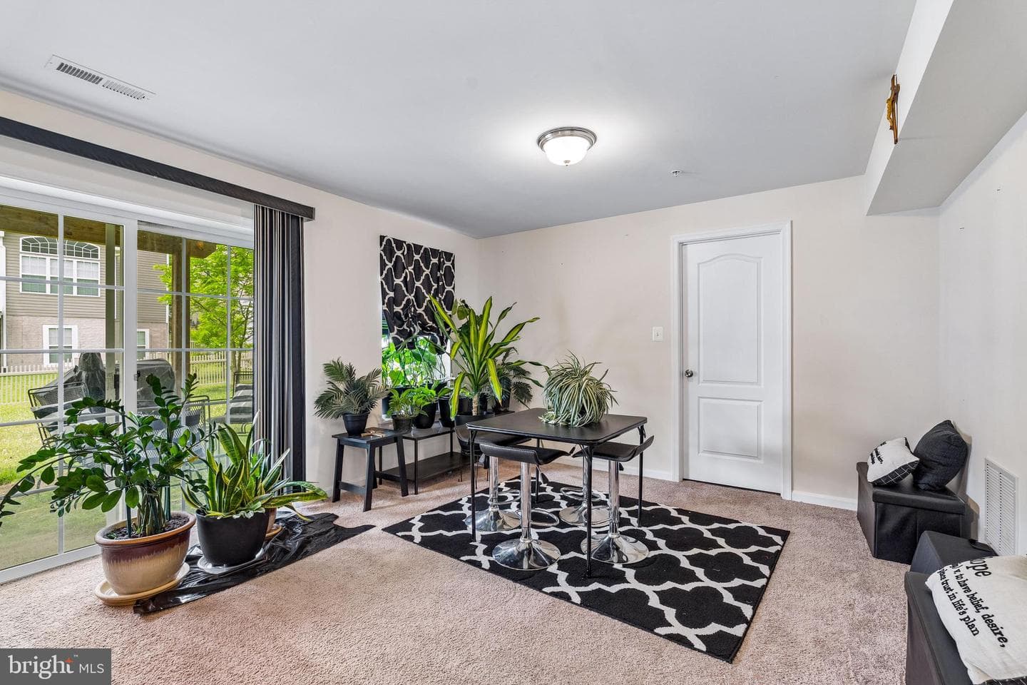 233 Stewart Road photo 27