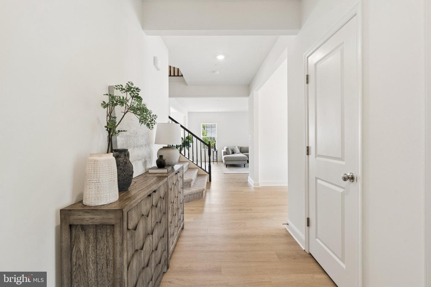 136 Fred Dr photo 4