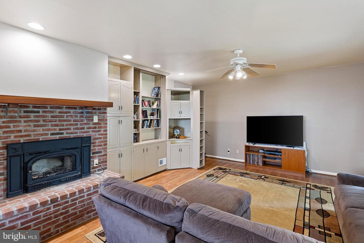 155 Edgewater Drive photo 15