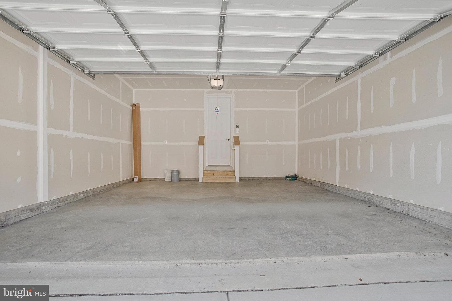112 Catalpa Drive photo 41