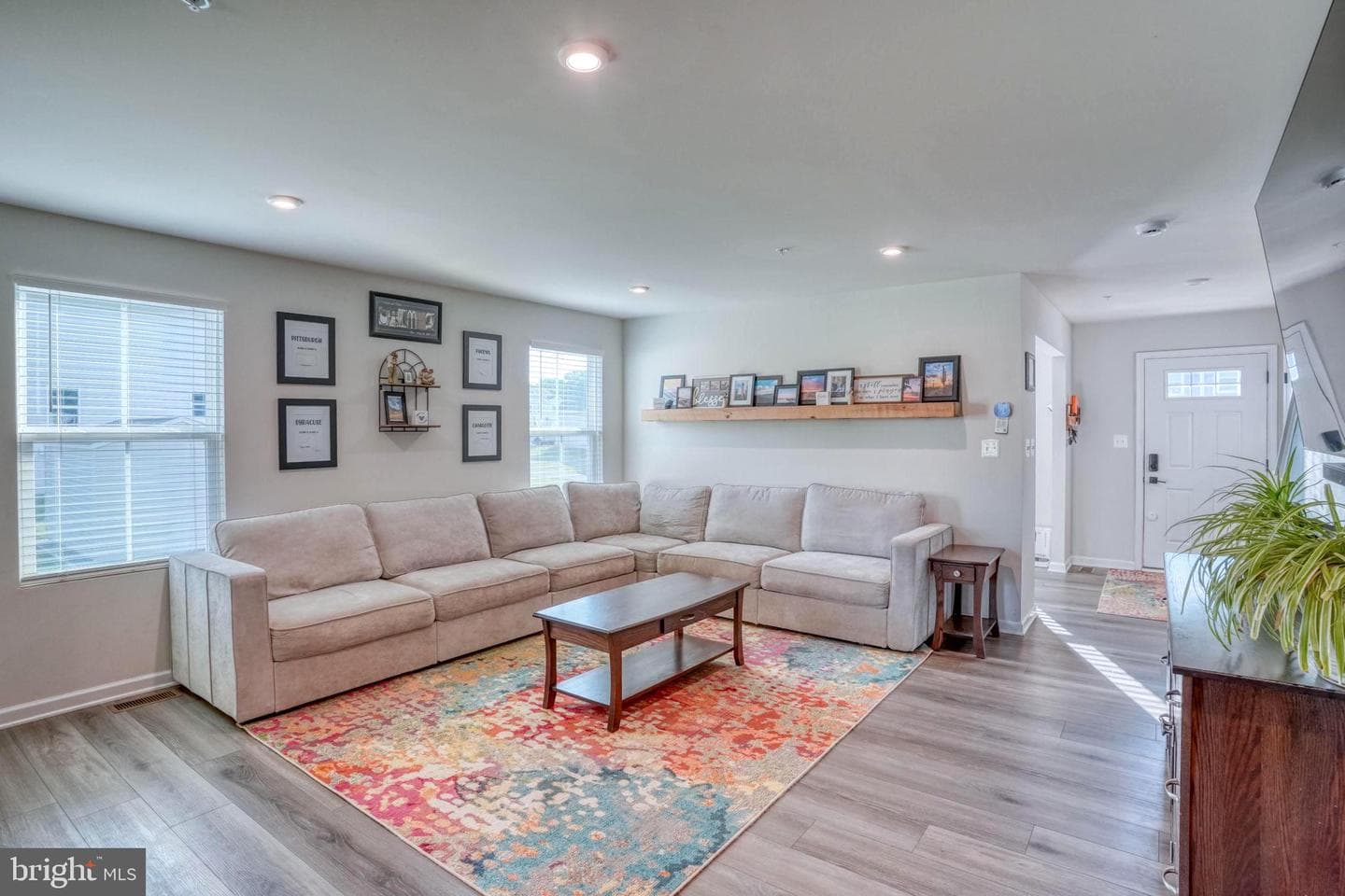 46 Goldspire Drive photo 4
