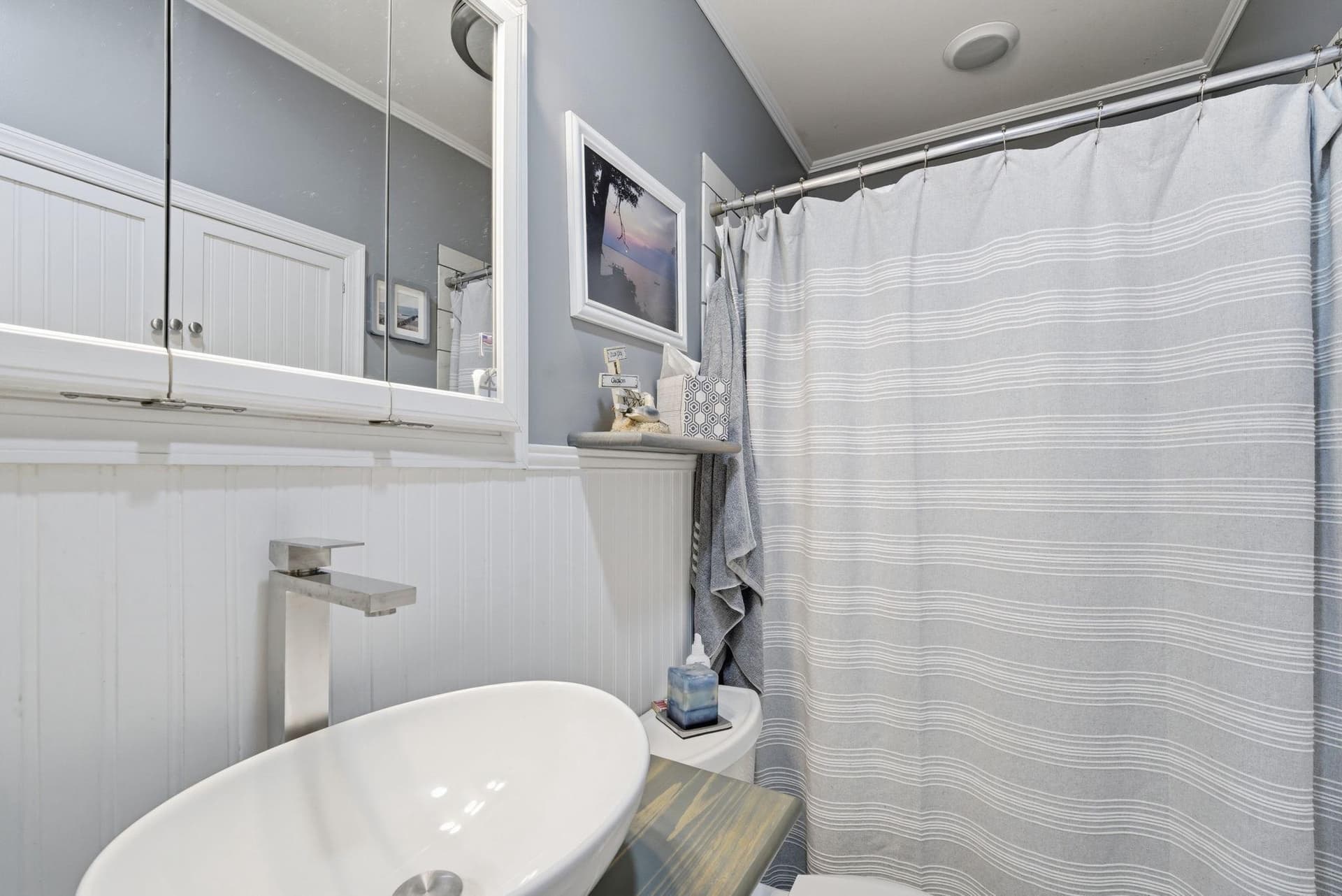 55 Midway photo 25