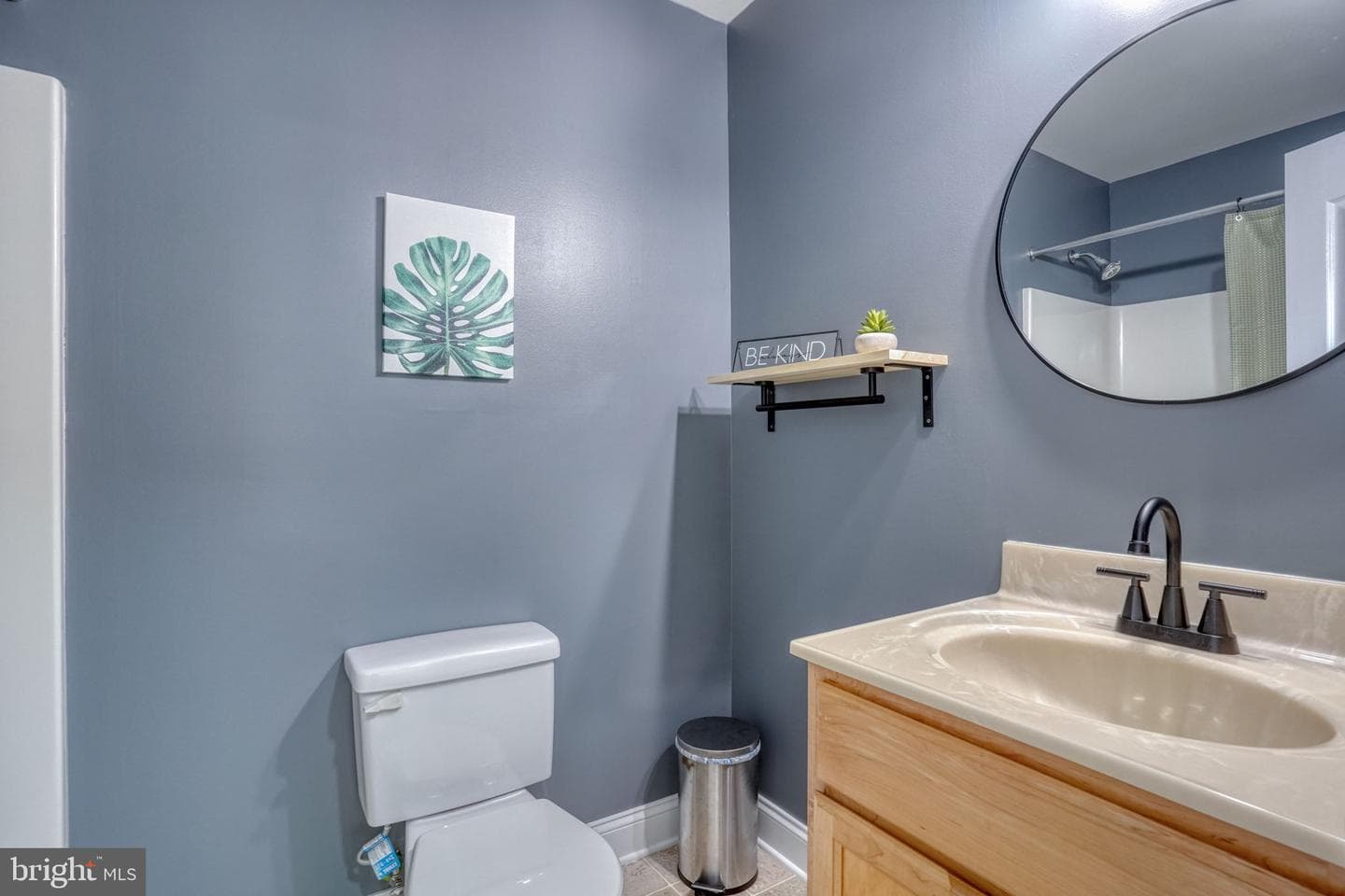 15 Guilford Court photo 28
