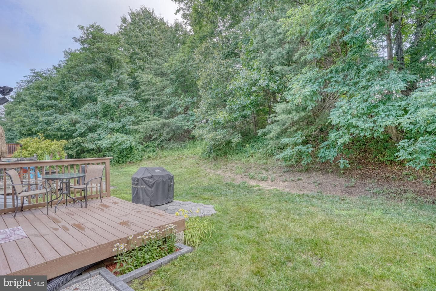 15 Guilford Court photo 36