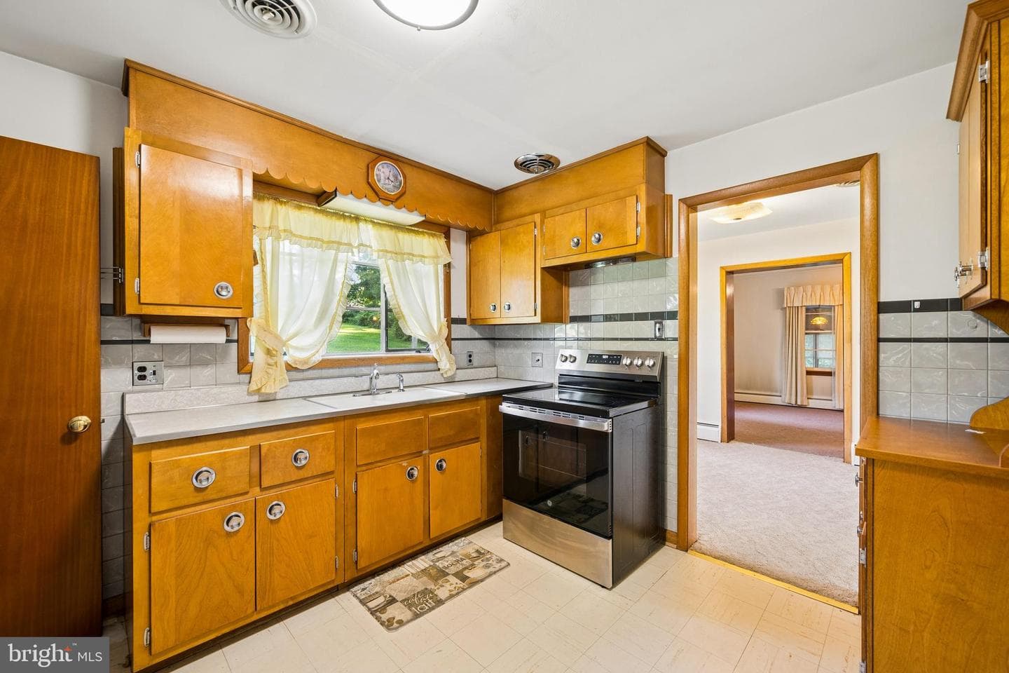 30 Coulter Lane photo 16