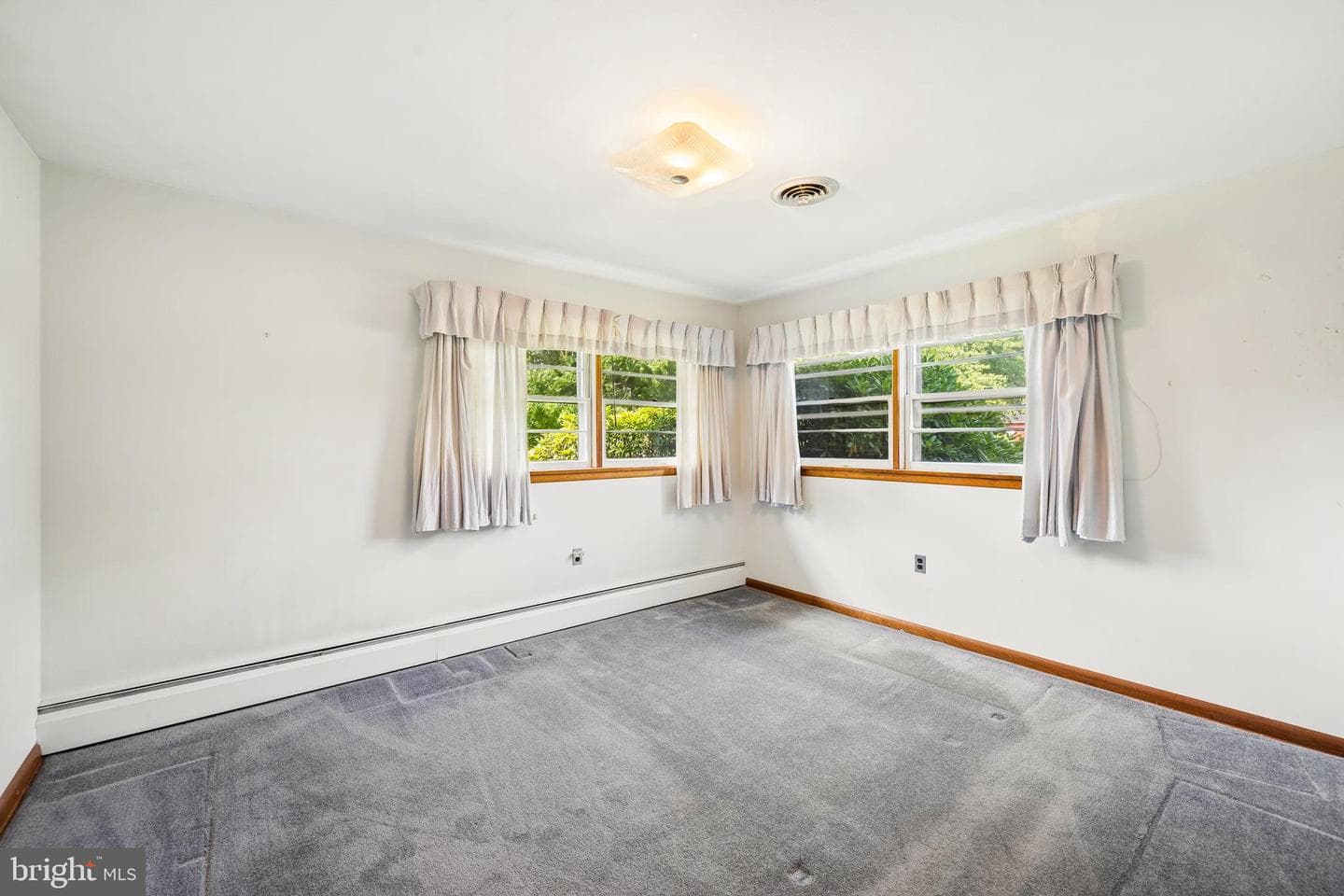 30 Coulter Lane photo 21