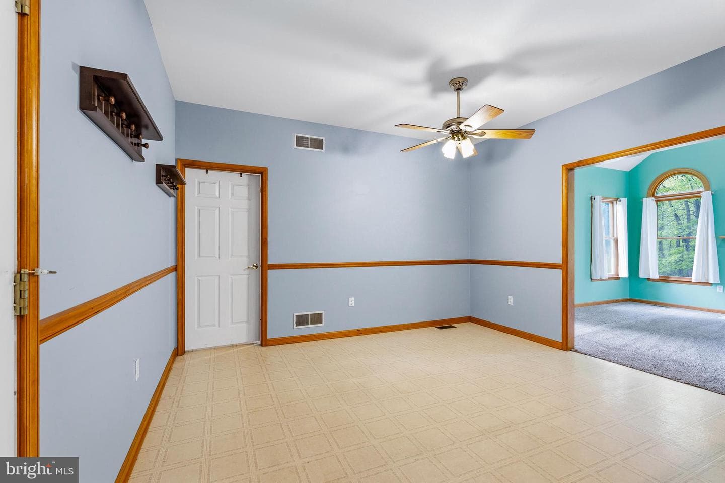 76 Watson Way photo 12