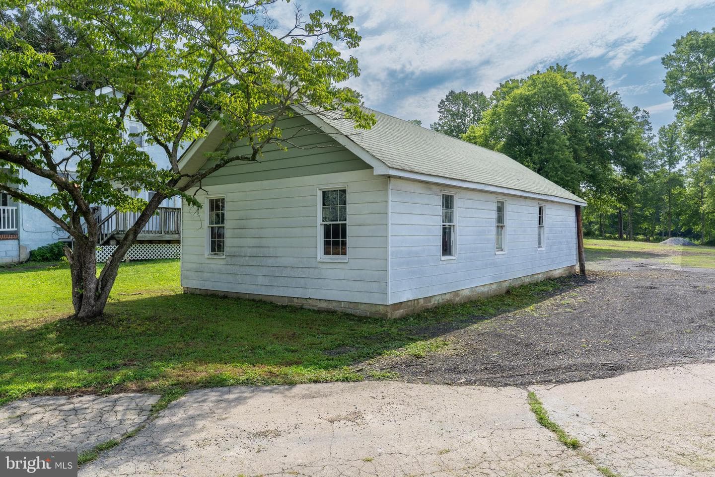 368 Appleton Road photo 39