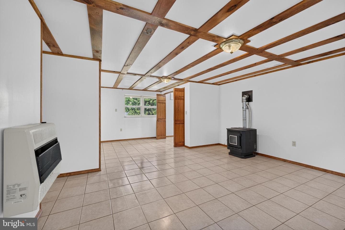 115 Brantwood Drive photo 28