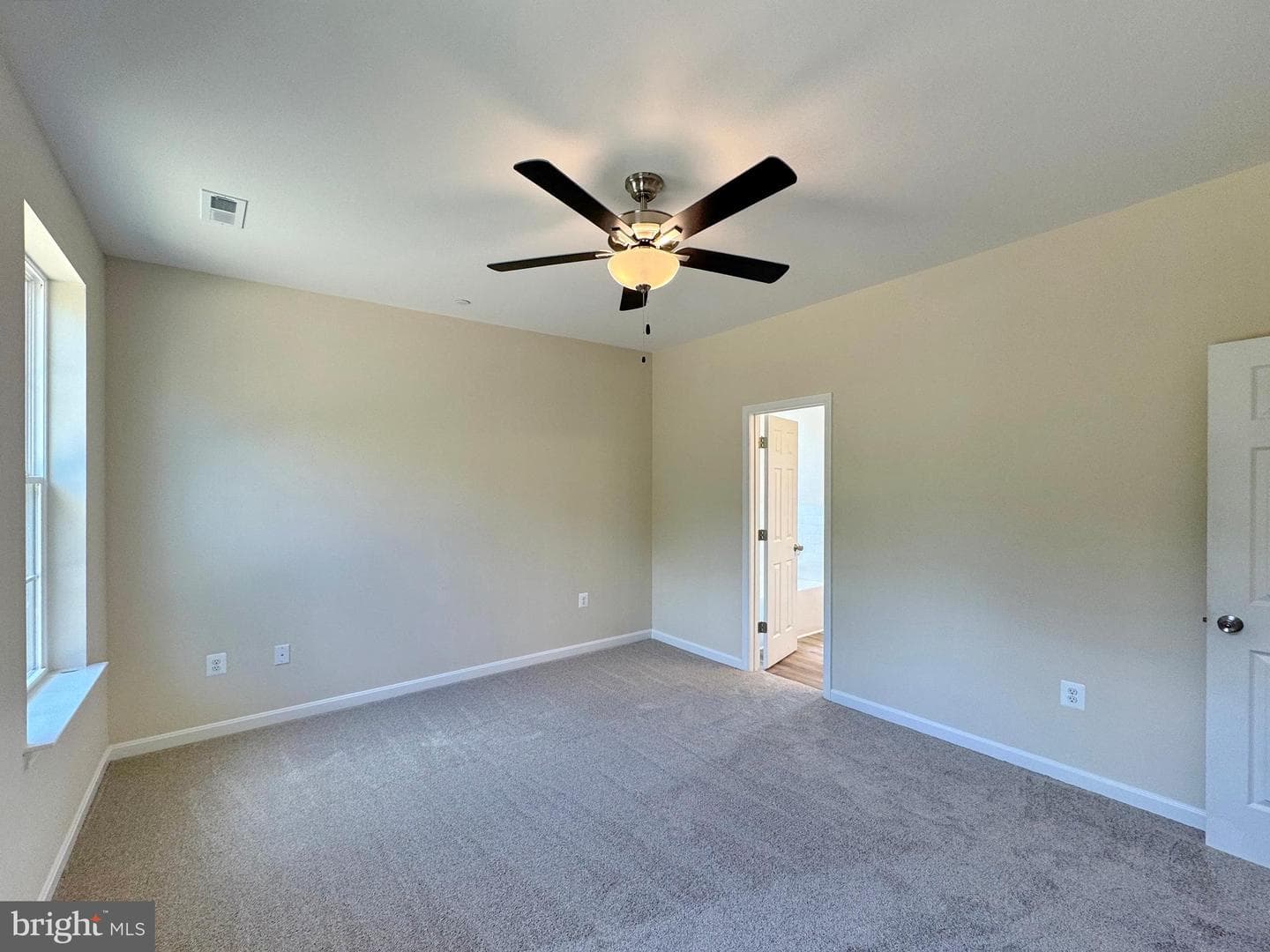 9420 Fendall Lane photo 29