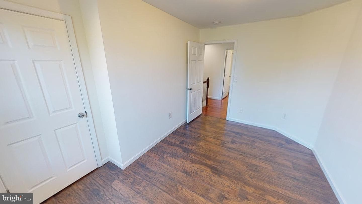 10750 Sourwood Avenue photo 37