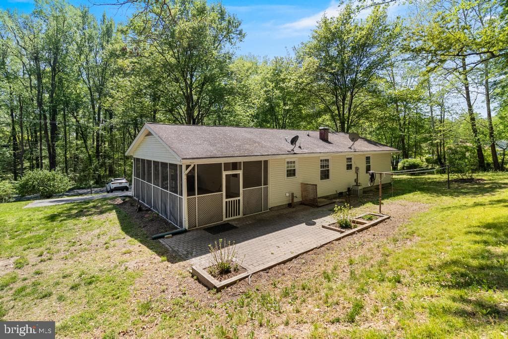 10258 Springhill Newtown Road photo 5
