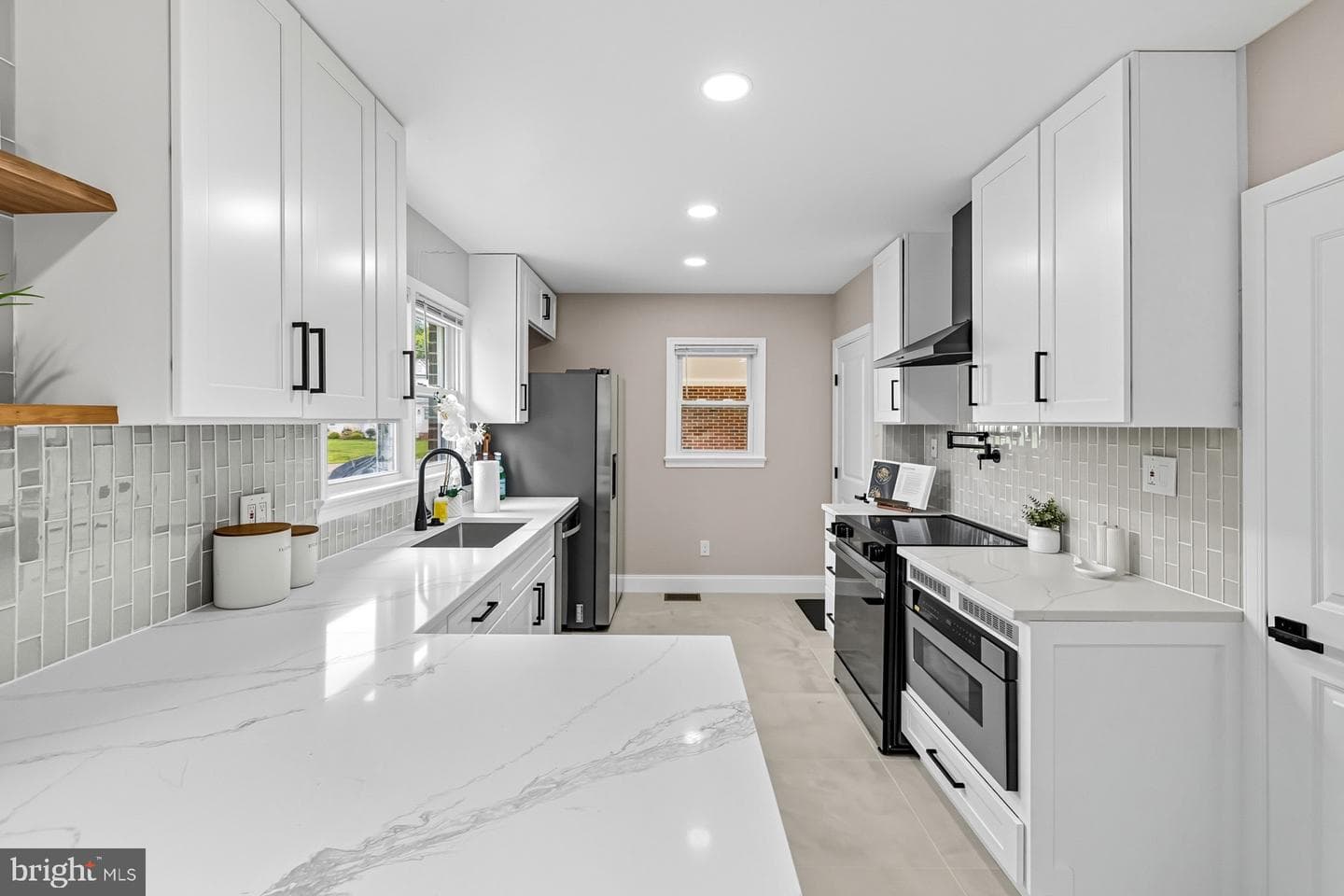 310 Spruce Street photo 11