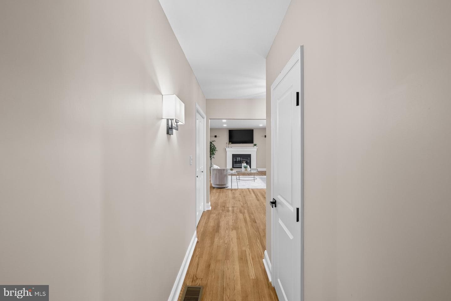 310 Spruce Street photo 16