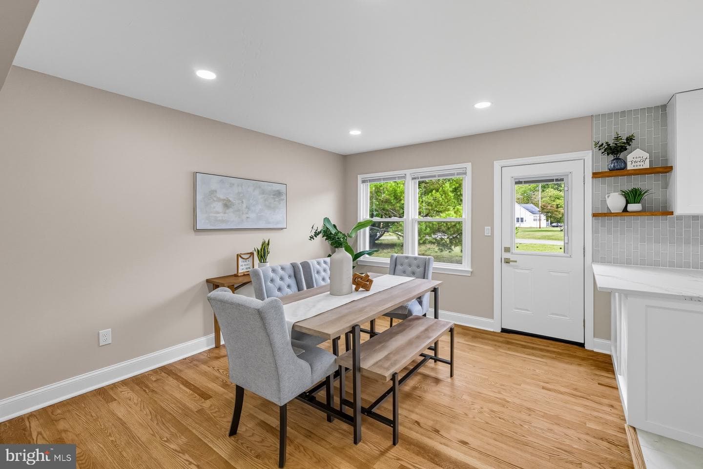 310 Spruce Street photo 8