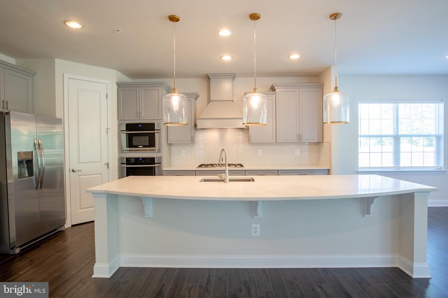 4550 Shakespeare Circle photo 34