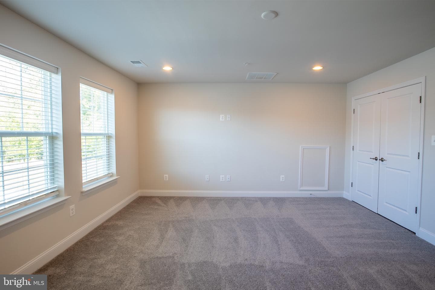 4550 Shakespeare Circle photo 54