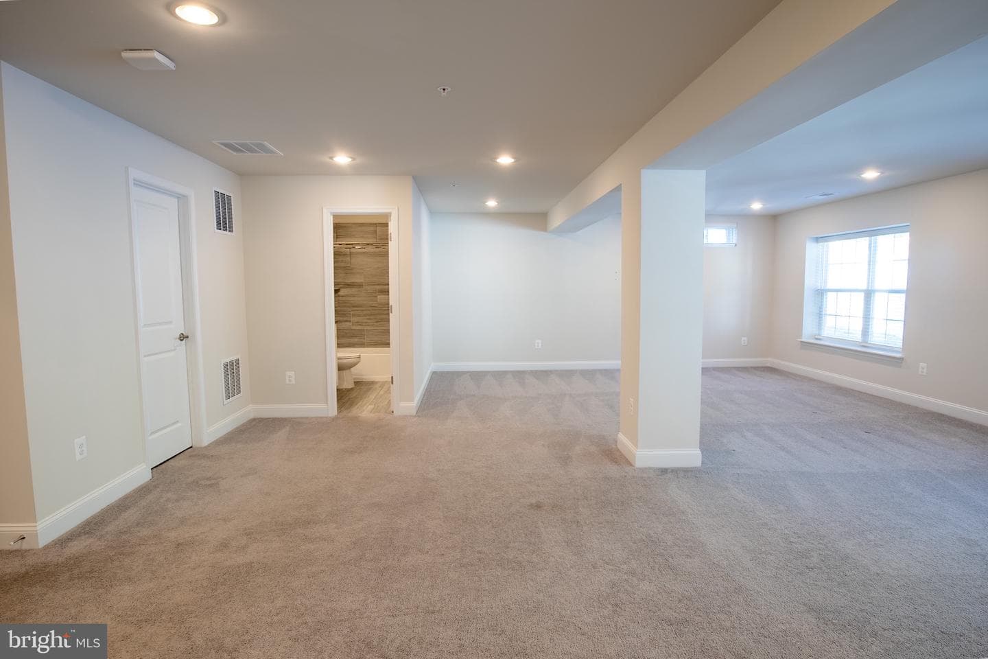 4550 Shakespeare Circle photo 65
