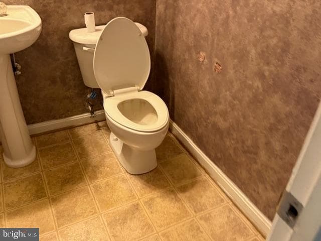 202 Williamsburg Circle photo 22