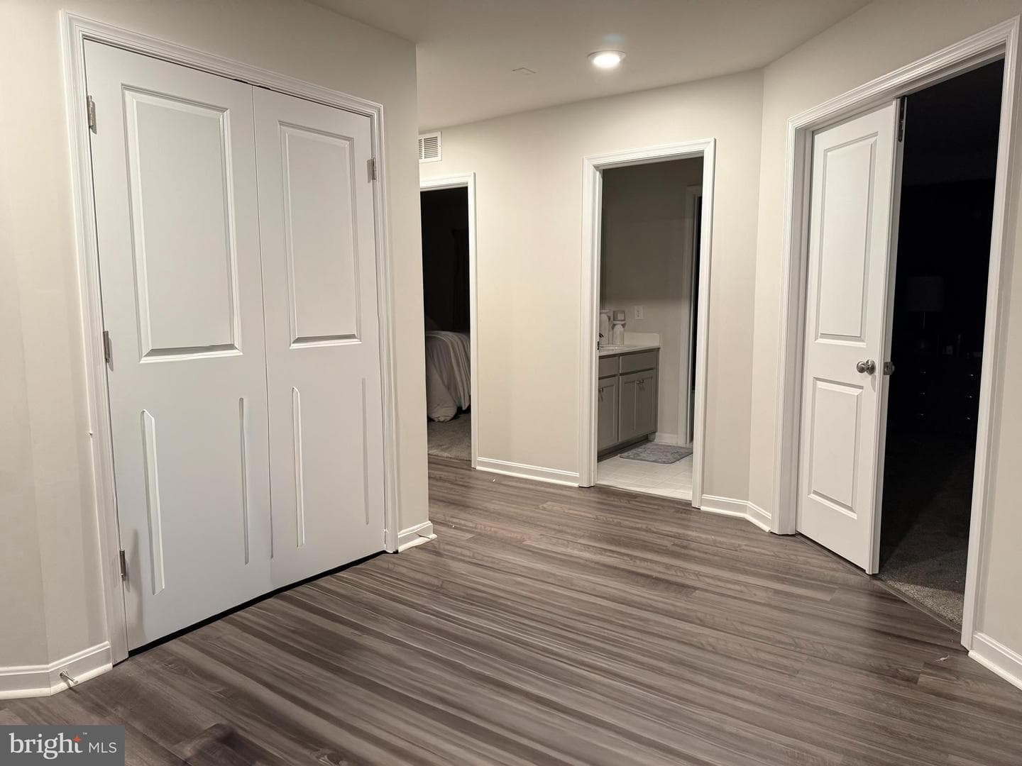 5584 Musselburgh Lane photo 15