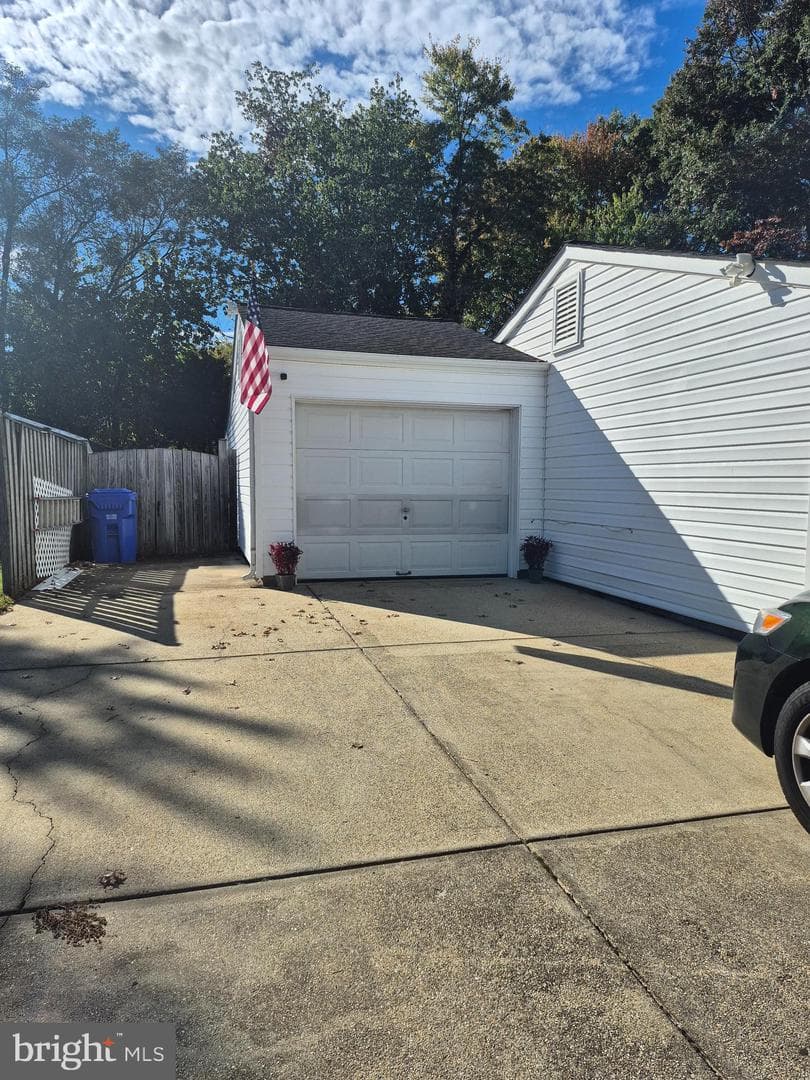 2217 Pinefield Way photo 4