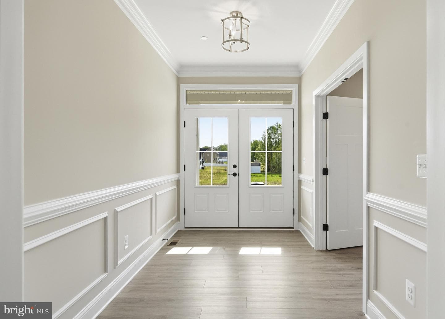 5898 Hardwick Court photo 4
